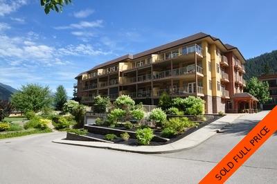Fairview Condominium for sale: Amber Bay 1 bedroom 967 sq.ft. (Listed 2022-08-30)